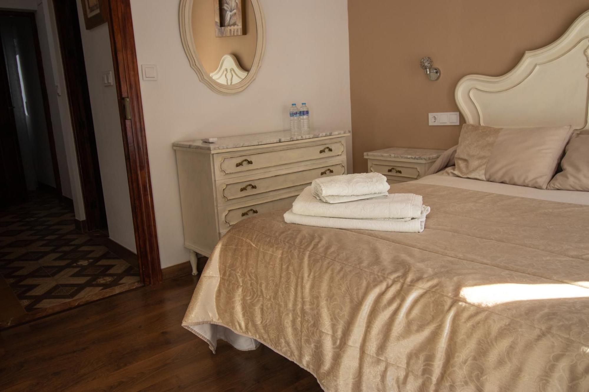 Casa Aveda Villa Setenil De Las Bodegas Bagian luar foto